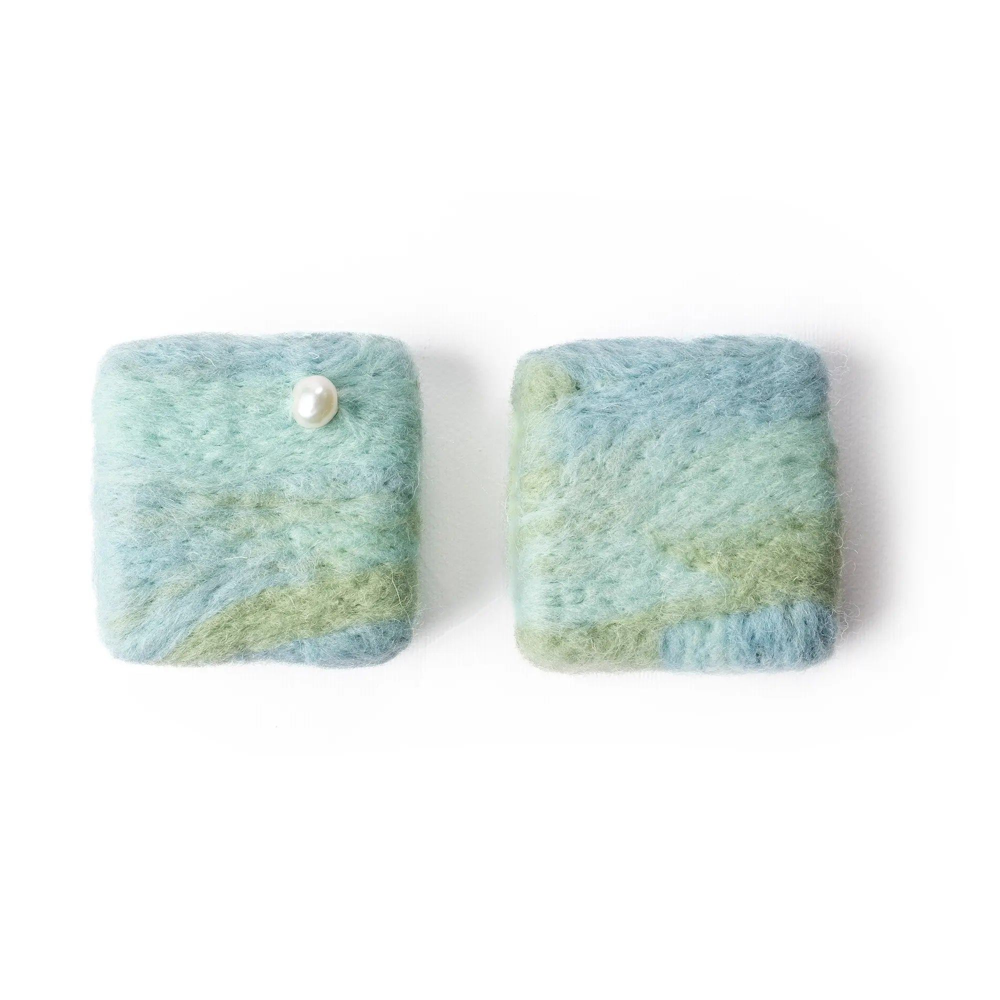 LIKE A STONE AQUAMARINE