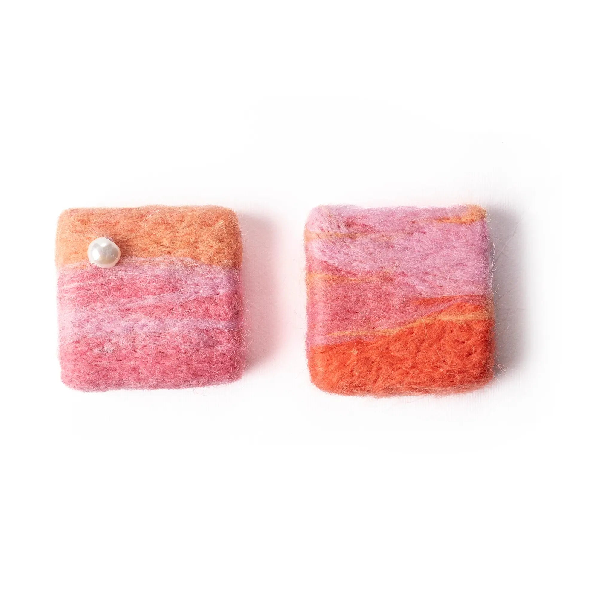 LIKE A STONE PINK QUARTZ