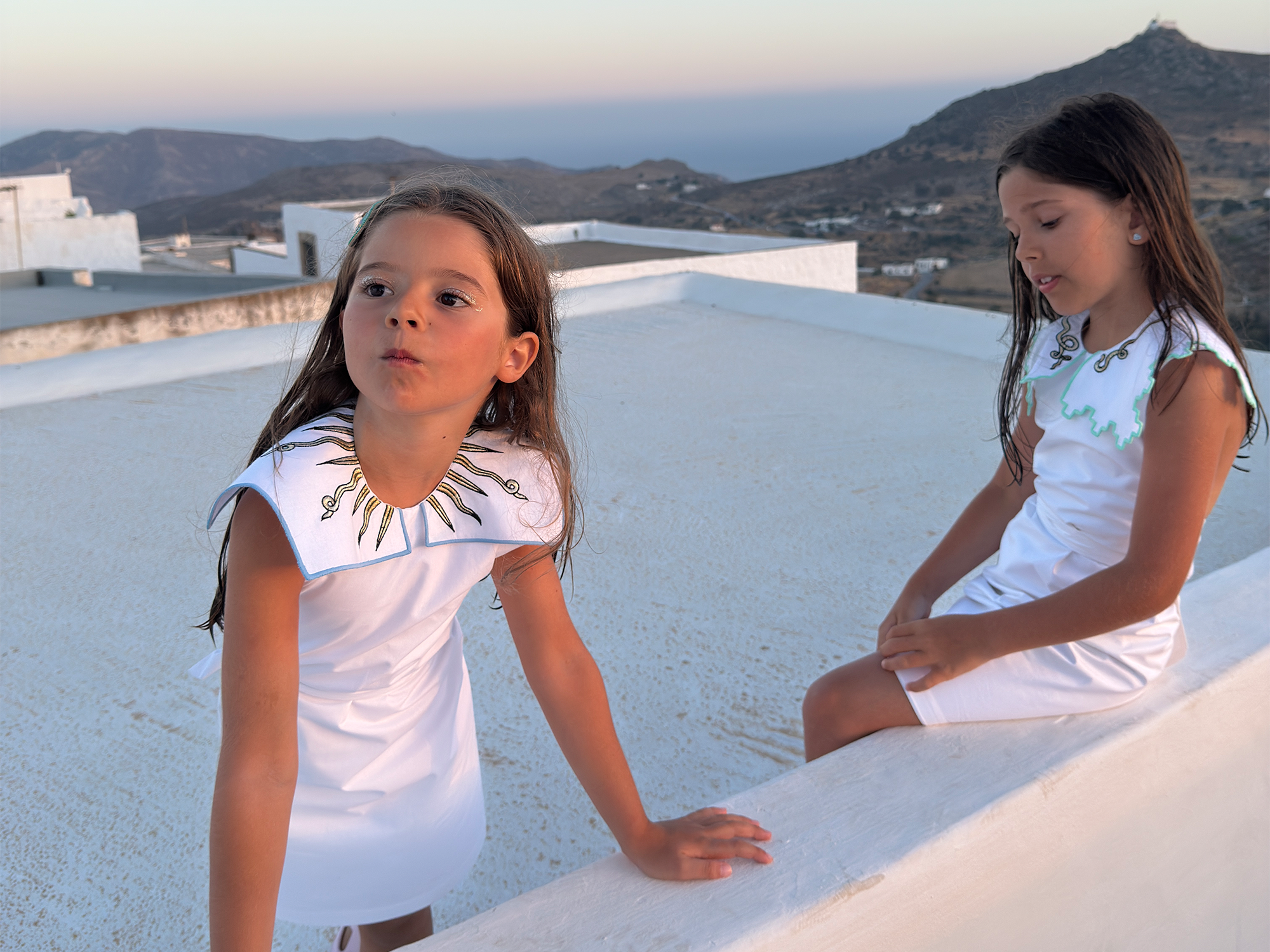SUN CHILD APRON