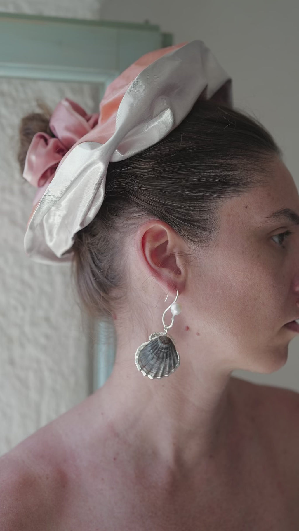 MOONRISE SEASHELL PEARL EARRINGS