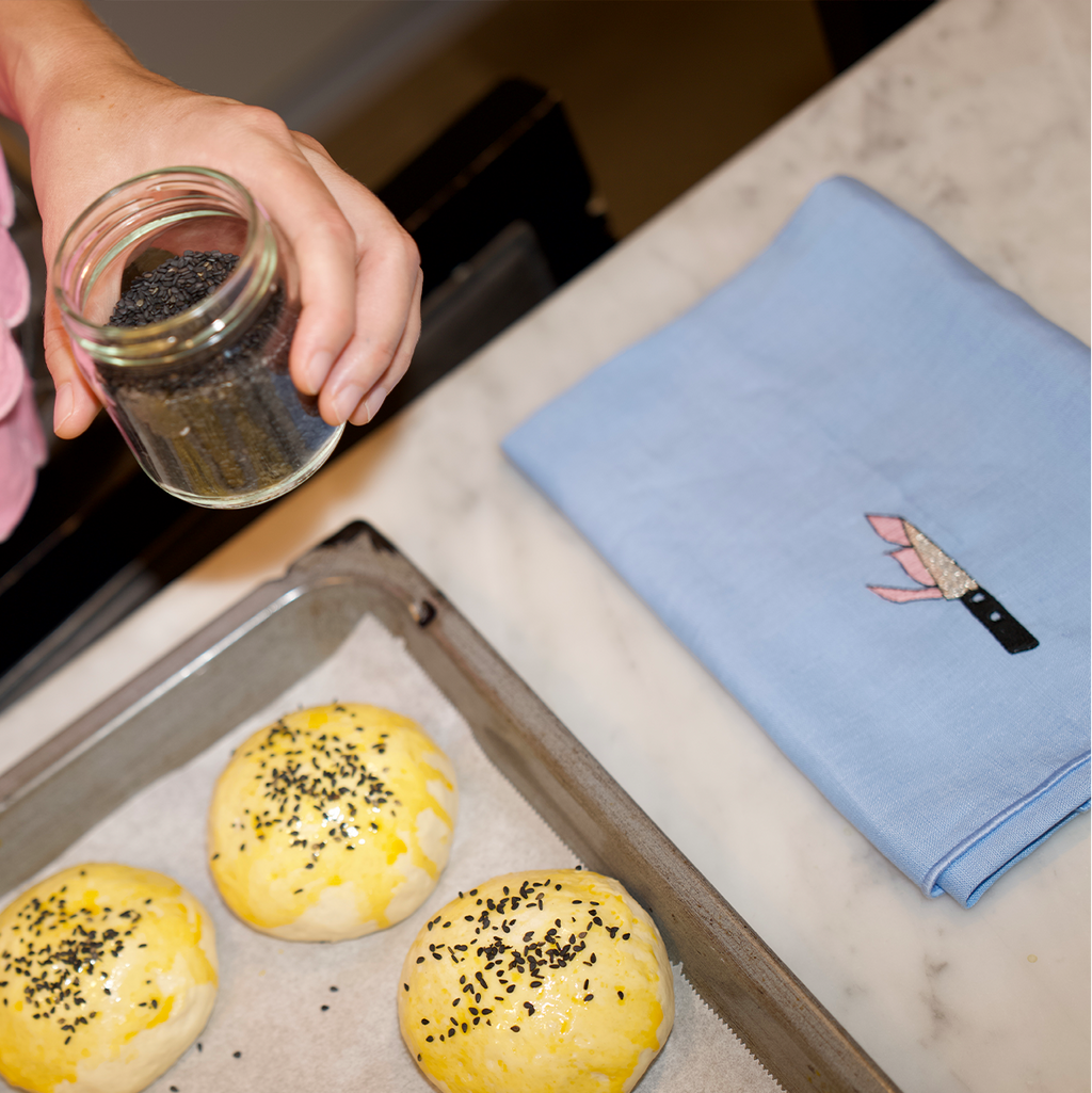 KNIVES N ROSES Teatowel BLUE