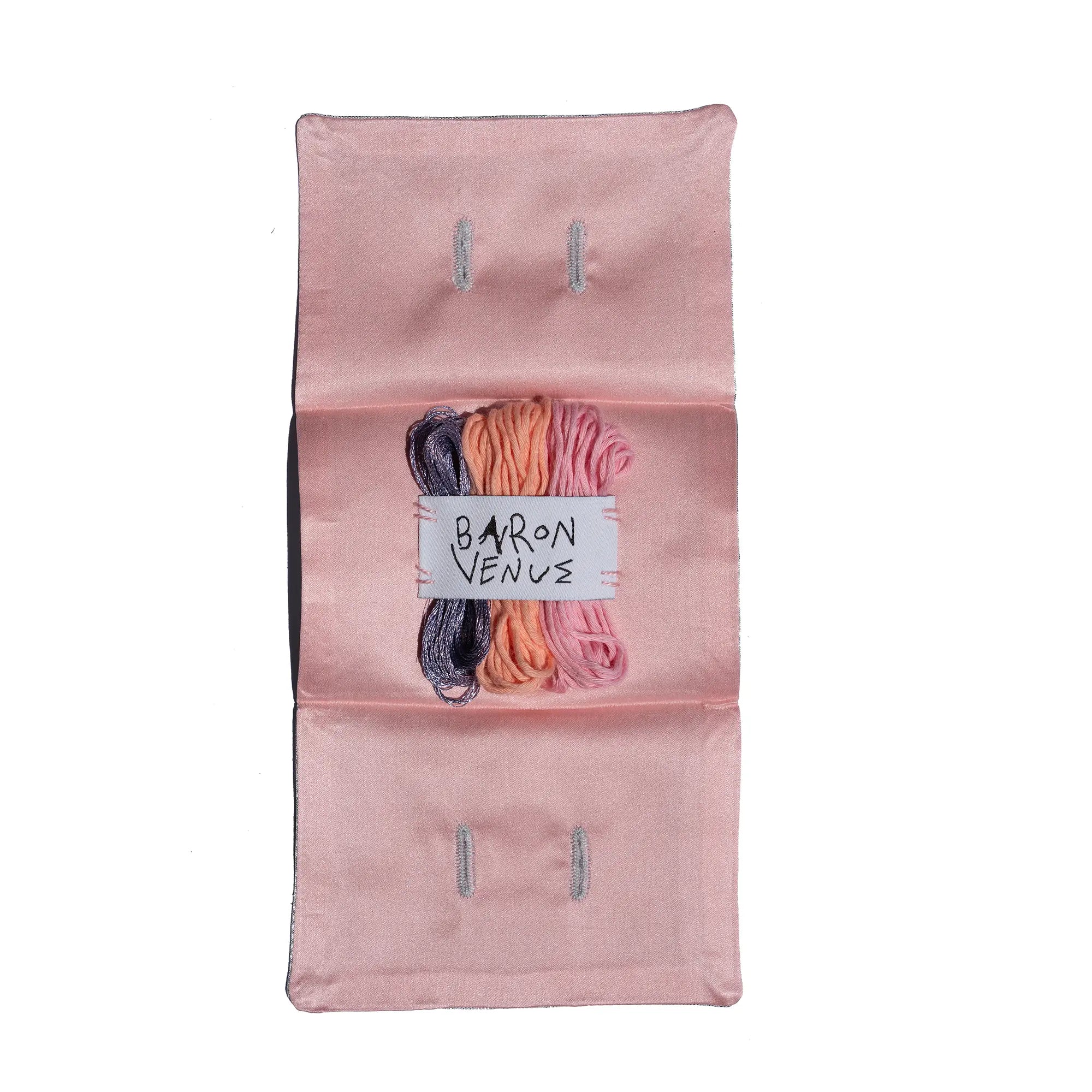 VENUS SHELL NECKLACE